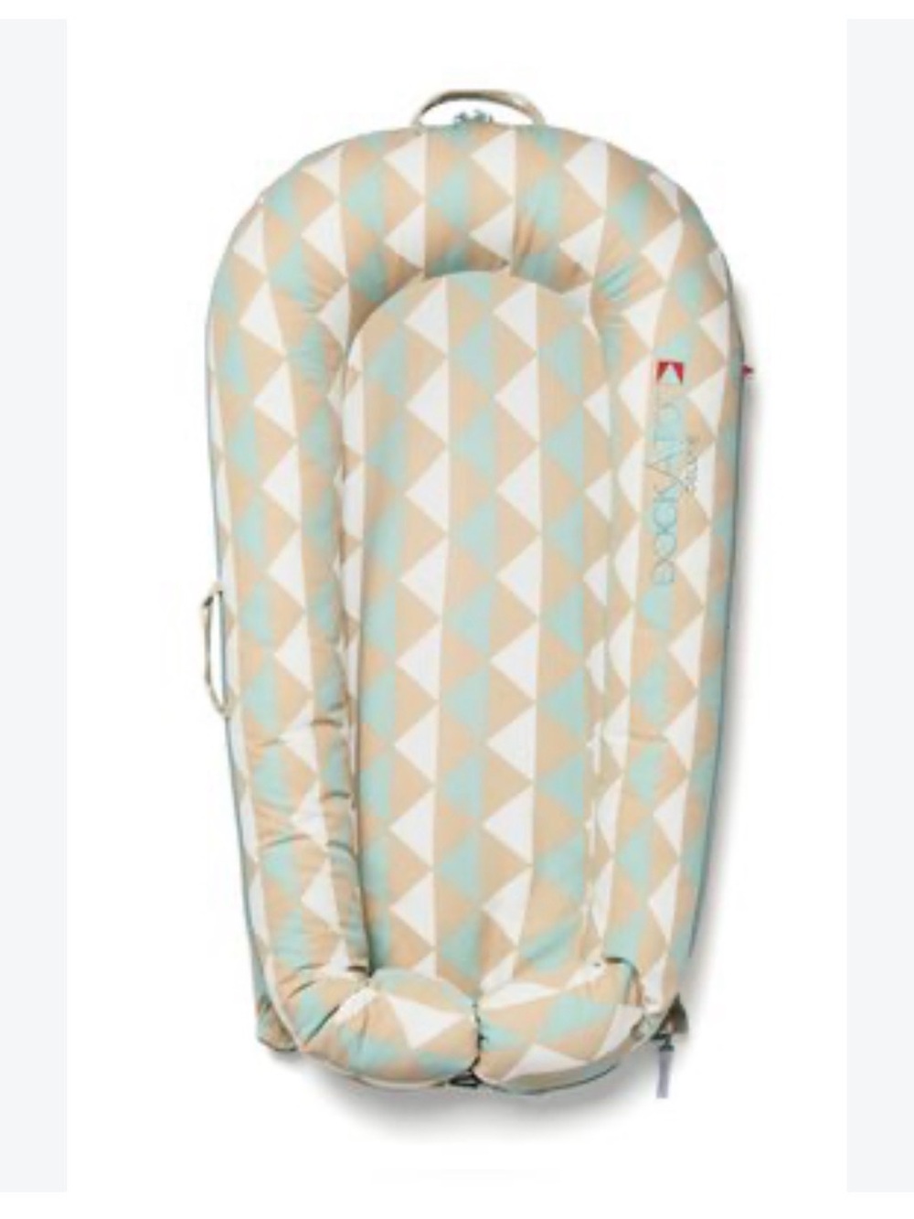 Dockatot Deluxet Dock baby sleeper